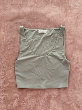 Babaton Contour Scoop Neck Tank